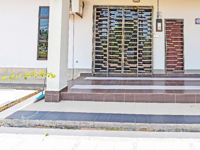 OYO Home 90448 Nurbayu Guest House 5