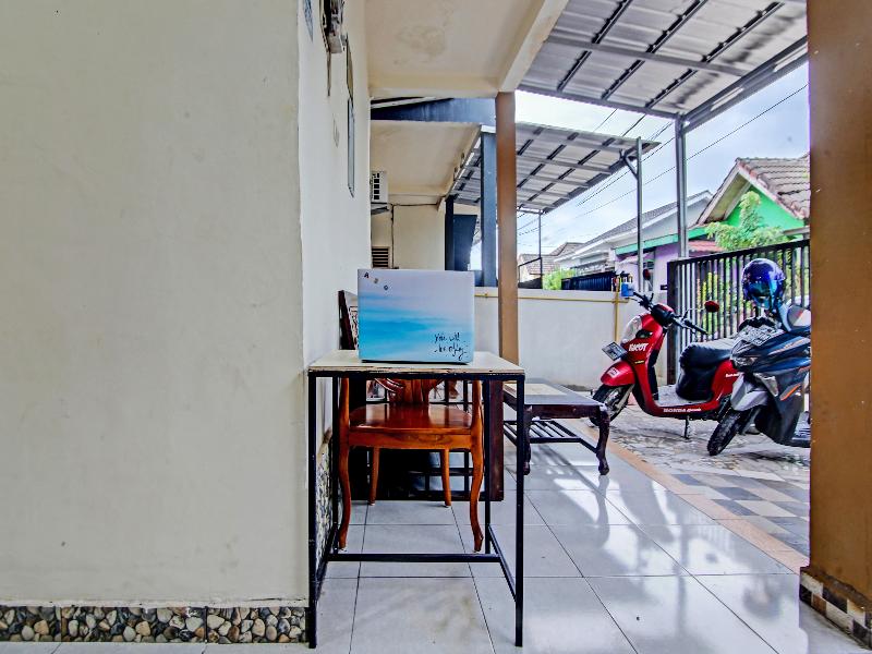 OYO 91268 Homestay Bu Erma Syariah