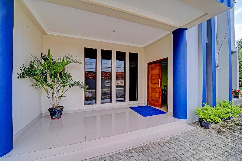 Andono Hotel by GWA image