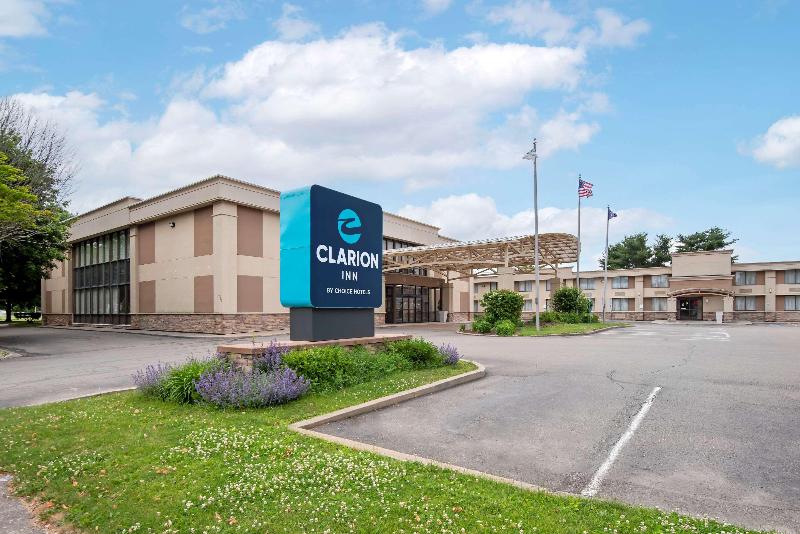Clarion Inn Elmira image