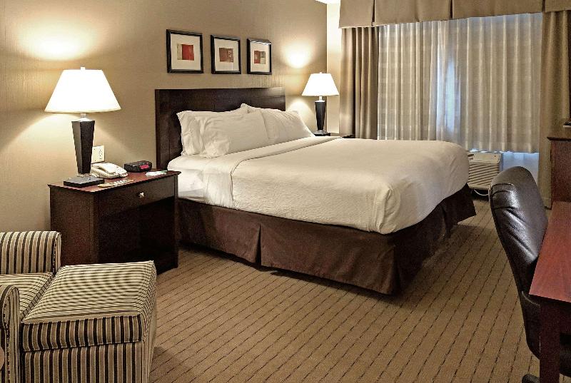 Clarion Inn Elmira image