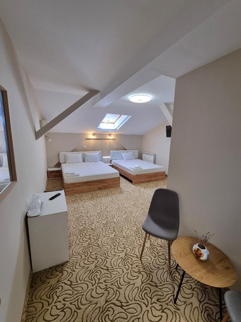 Vila Central image