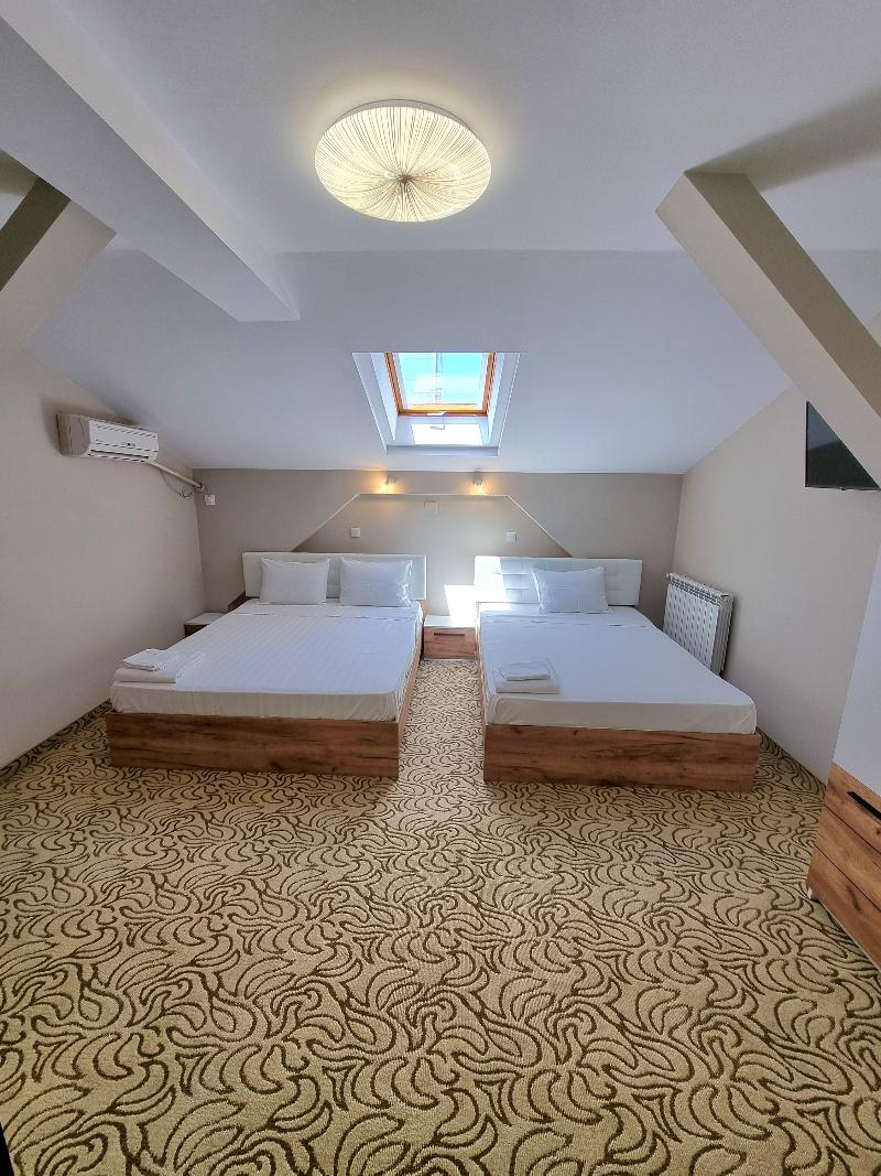 Vila Central image
