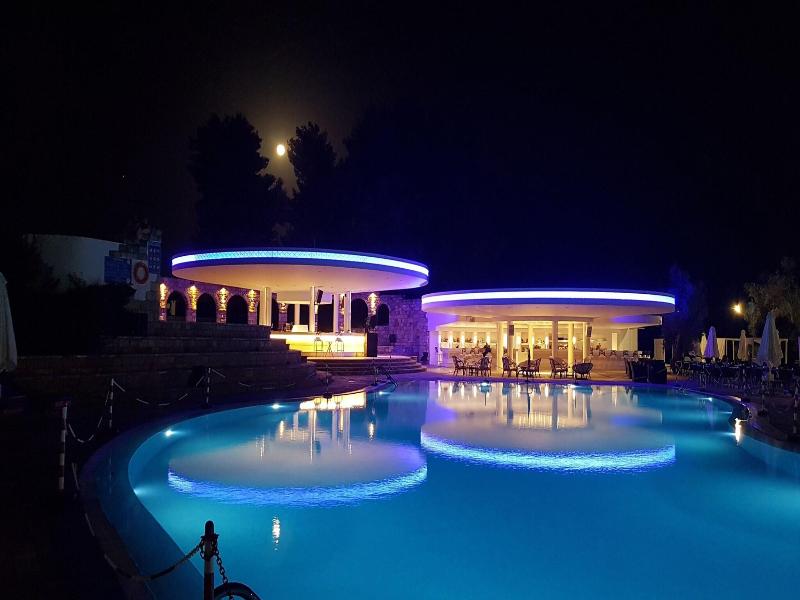 O Paradise Beach Resort