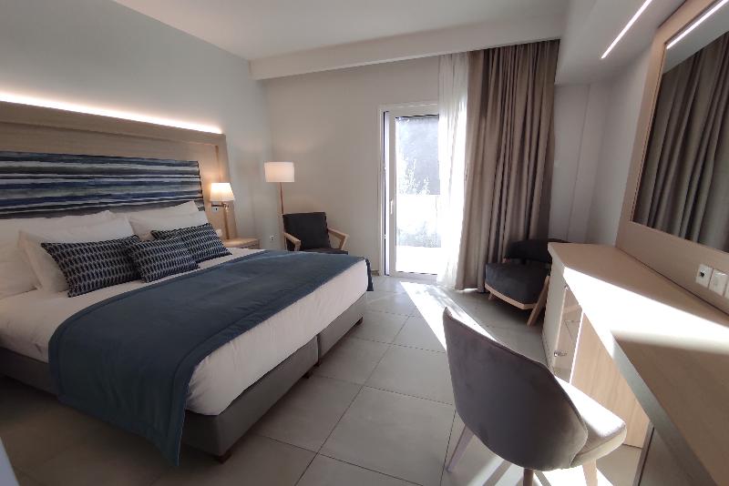 O Paradise Beach Resort image