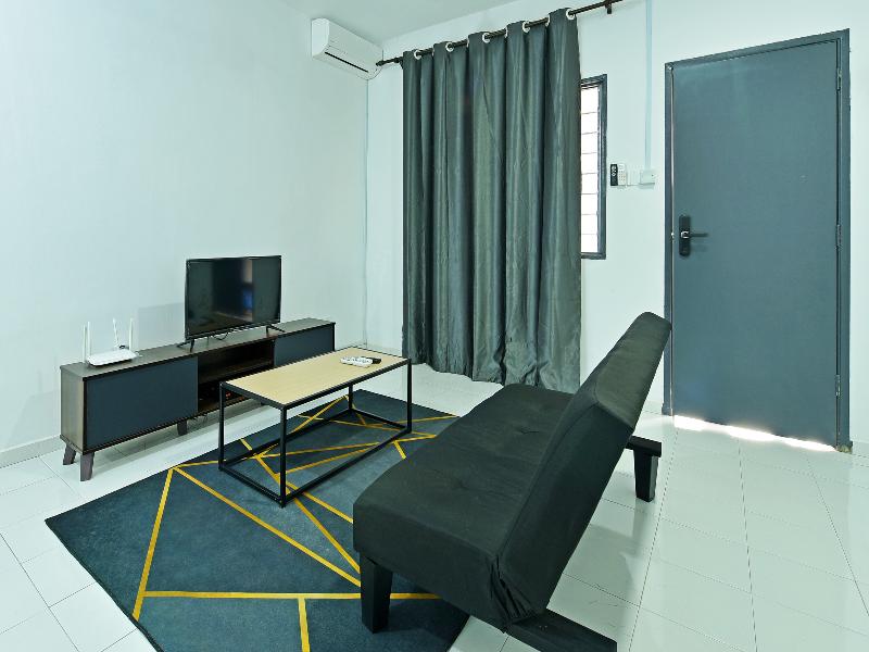 OYO 90493 JL Homestay