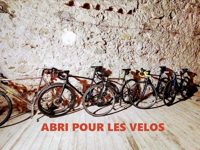 Logis Auberge la Barguillere image