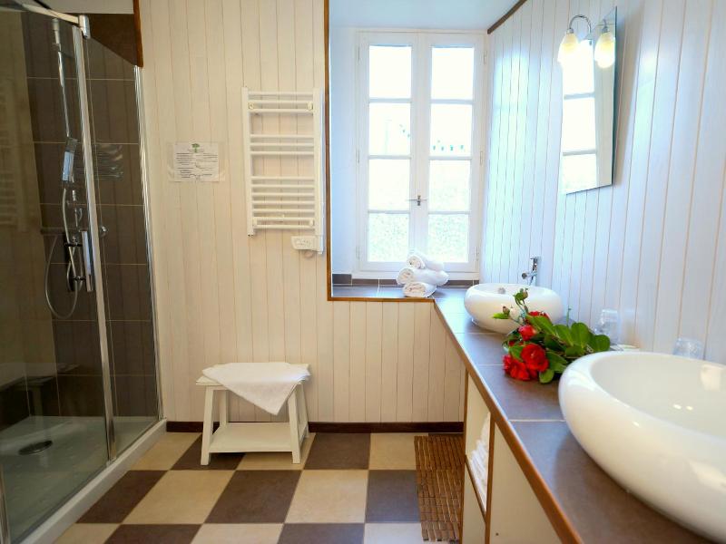 Logis Auberge la Barguillere image