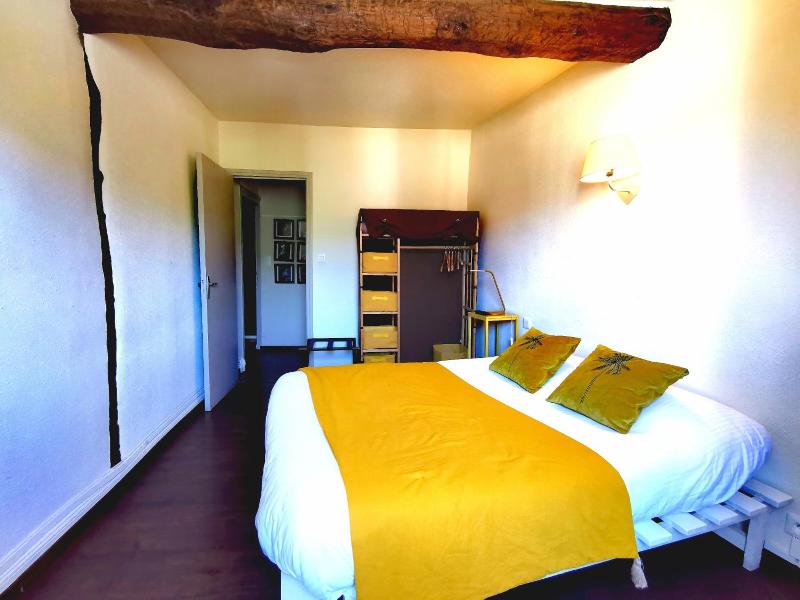 Logis Auberge la Barguillere image
