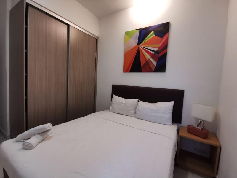 OYO Home 90400 One Tebrau Homestay 5