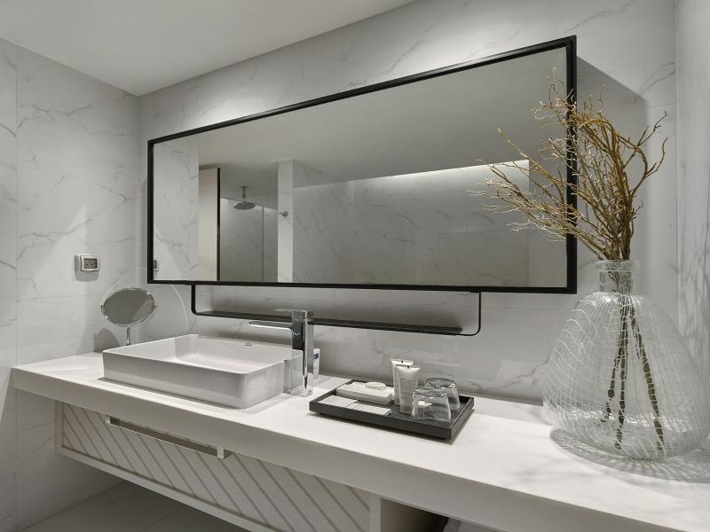 Oakwood Studios Sukhumvit Bangkok image