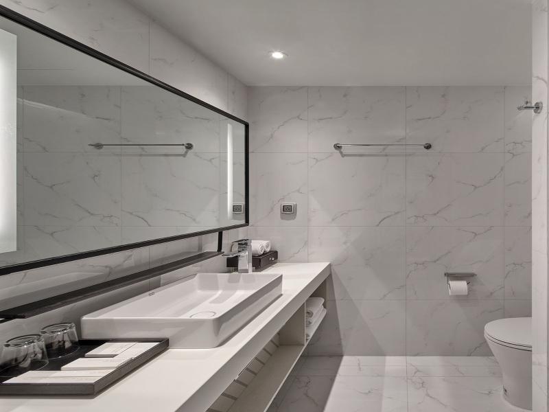 Oakwood Studios Sukhumvit Bangkok image