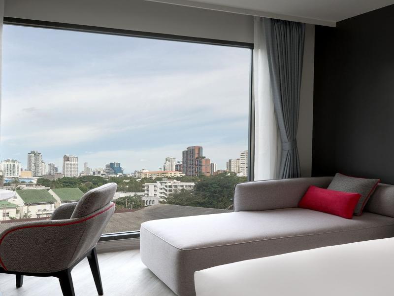 Oakwood Studios Sukhumvit Bangkok image