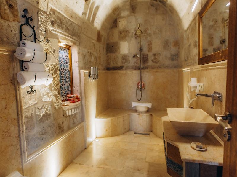 Şah Saray Cave Suites image