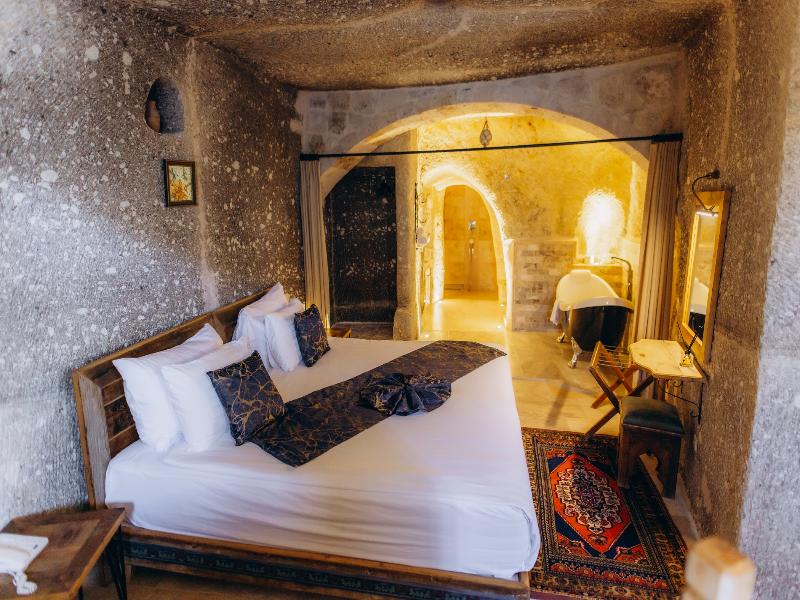 Şah Saray Cave Suites image
