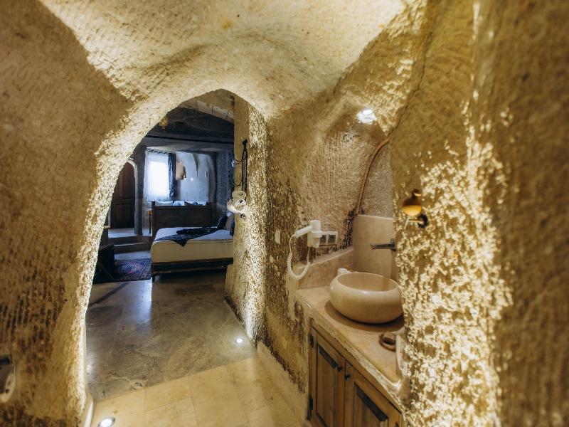 Şah Saray Cave Suites image