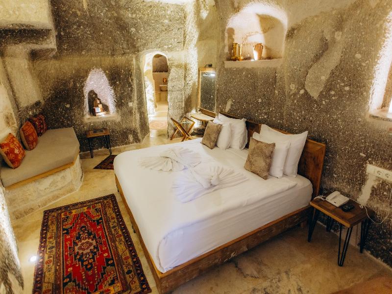 Şah Saray Cave Suites image