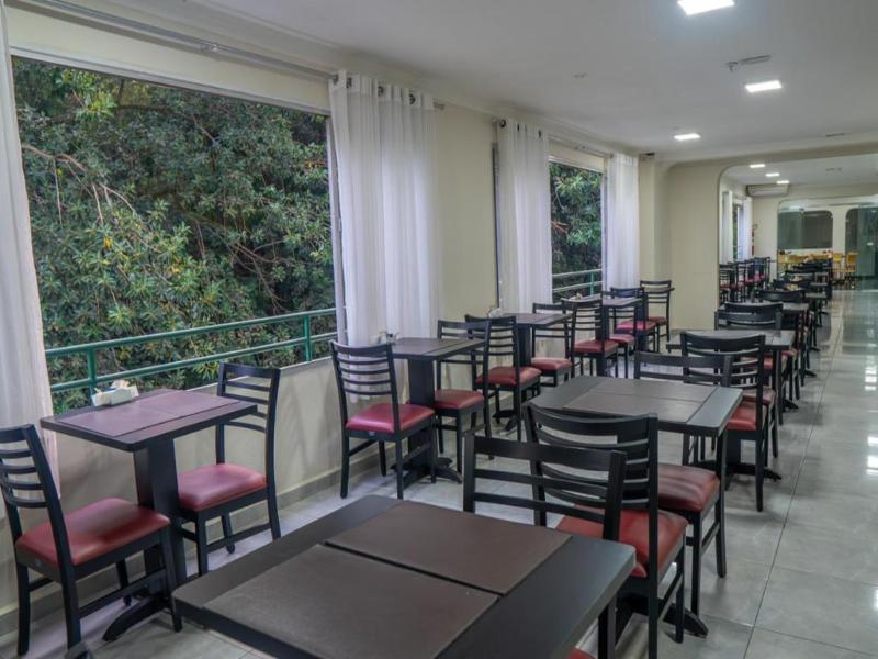 Hotel Nacional Inn Guaruja image