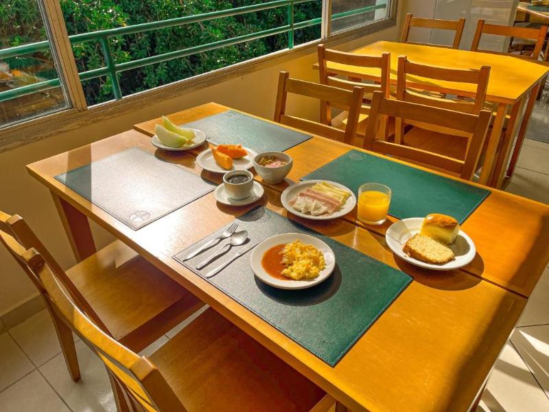 Hotel Nacional Inn Guaruja image