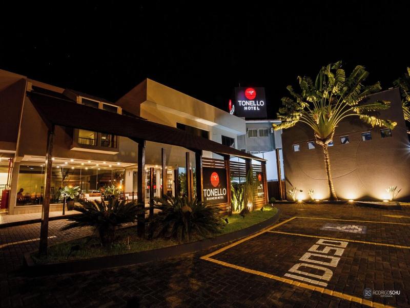 Tonello Business Hotel