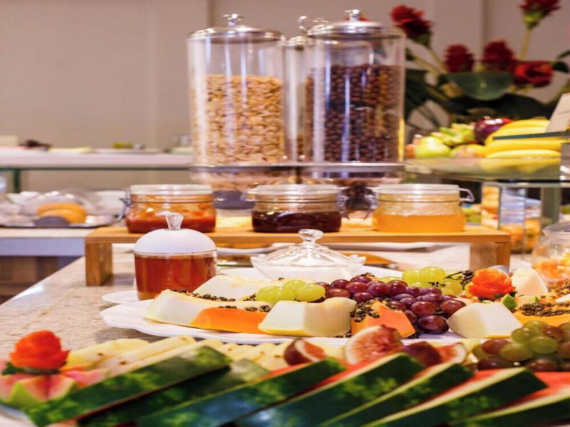 Tonello Business Hotel