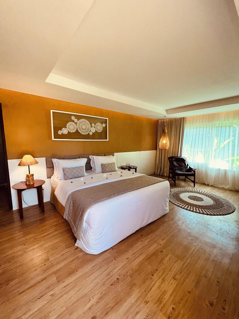 Dolphin Hotel image