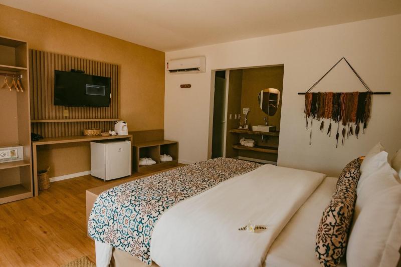 Dolphin Hotel image