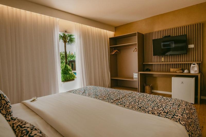 Dolphin Hotel image