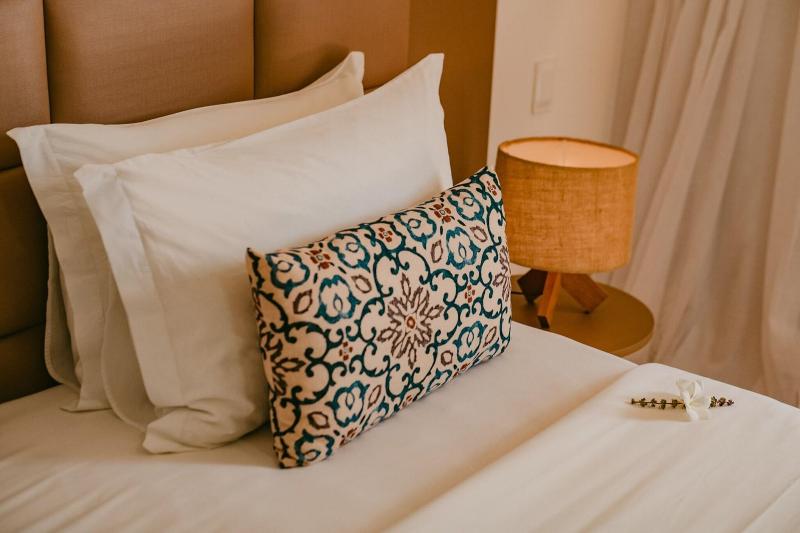 Dolphin Hotel image