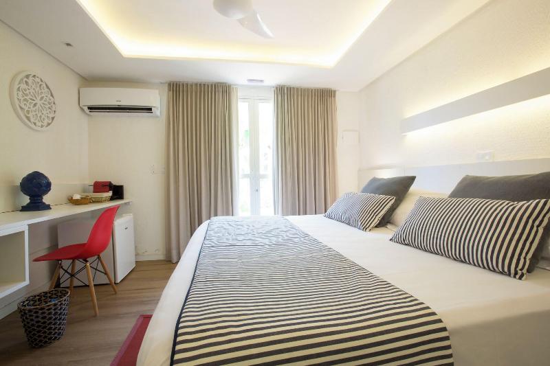 Dolphin Hotel image