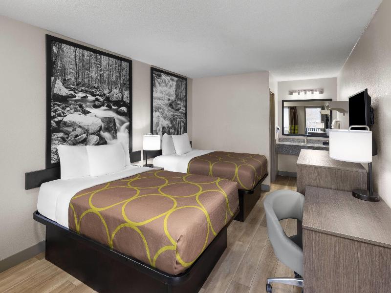 Super 8 by Wyndham Charleston WV photo 12