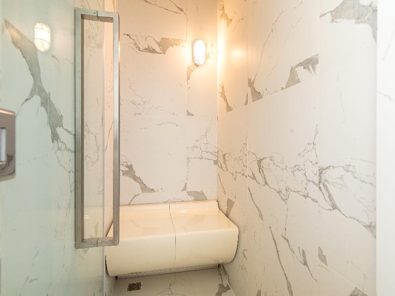 Thaya Hotel Bangkok image