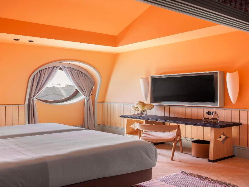 The Editory Boulevard Aliados Hotel image