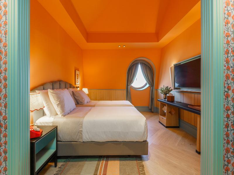 The Editory Boulevard Aliados Hotel image