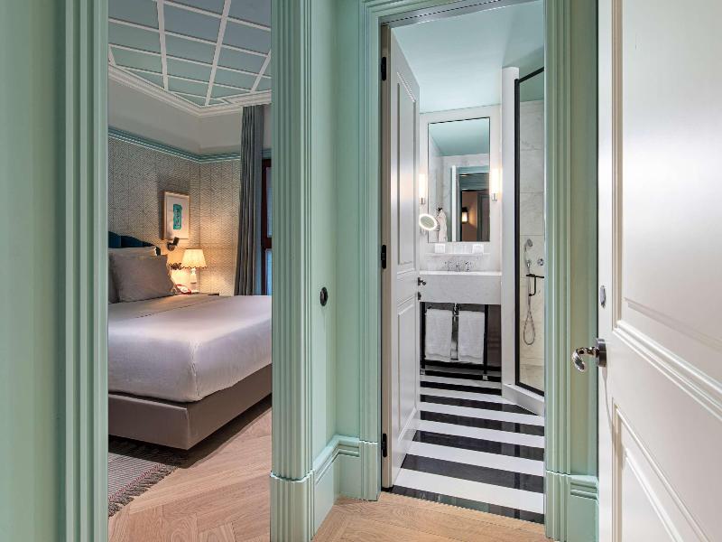 The Editory Boulevard Aliados Hotel image