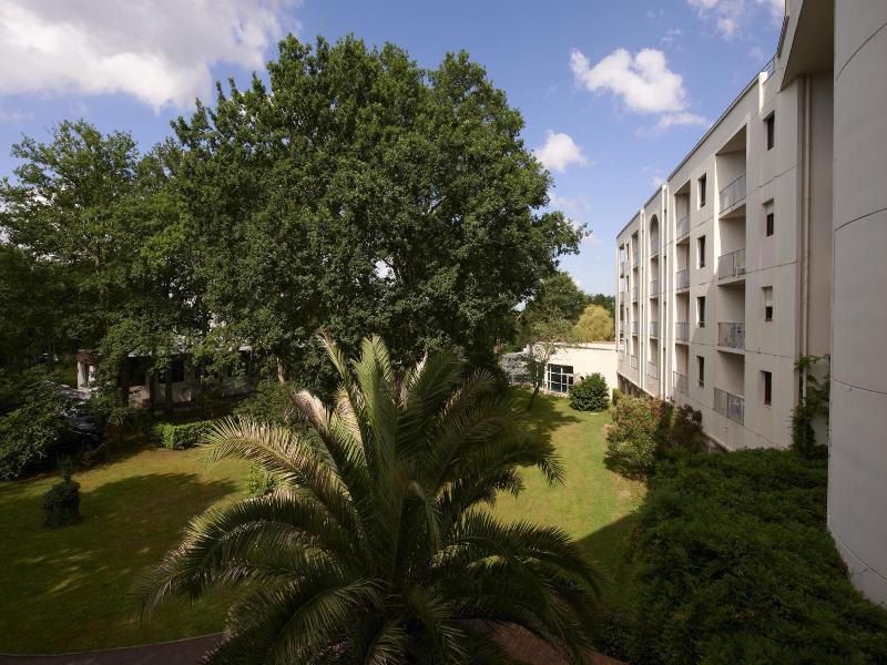 Residence Les ChÃªnes image