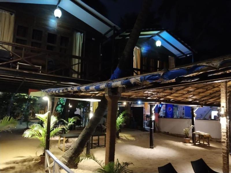 Royal Touch Beach Huts & Restaurant image