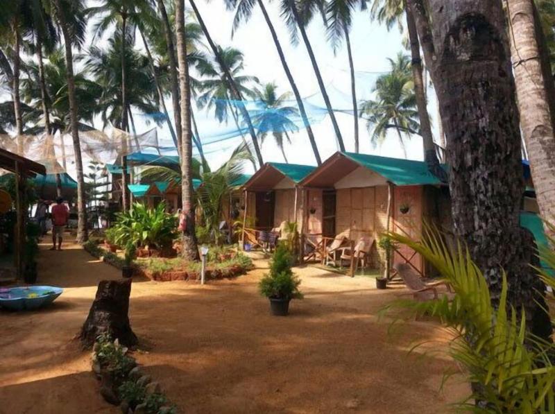 Royal Touch Beach Huts & Restaurant image