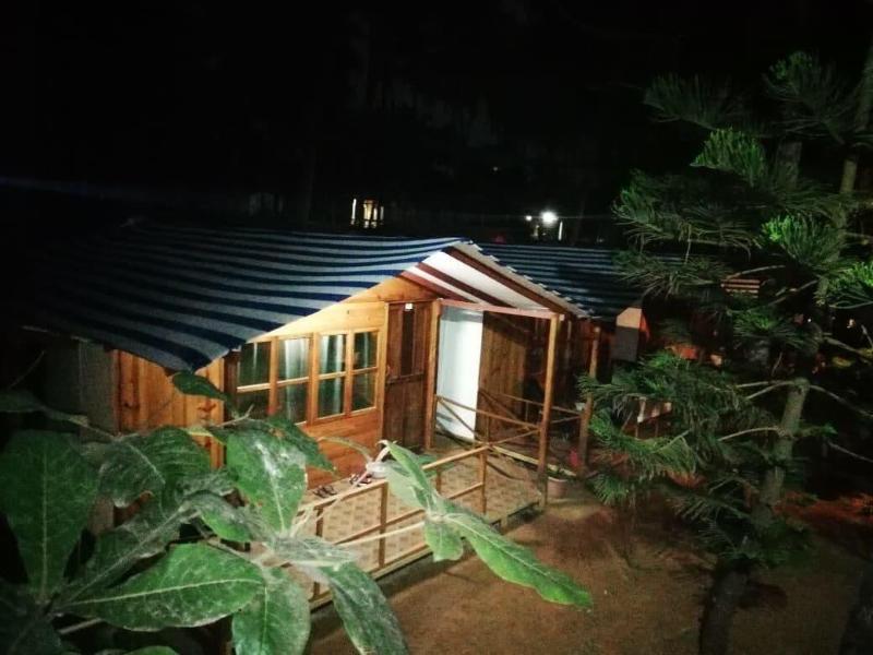 Royal Touch Beach Huts & Restaurant image