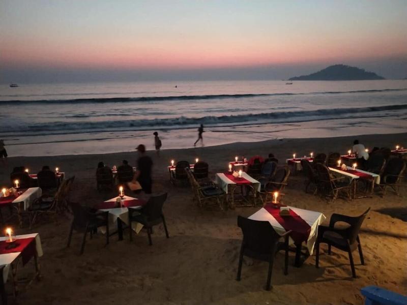 Royal Touch Beach Huts & Restaurant image