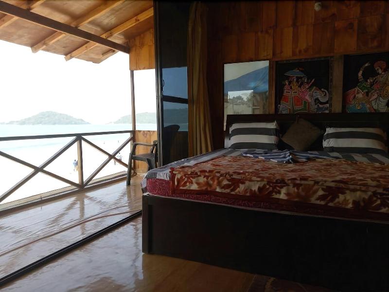 Royal Touch Beach Huts & Restaurant image