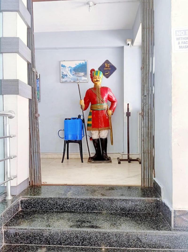 Hotel Rajdhani Plaza image