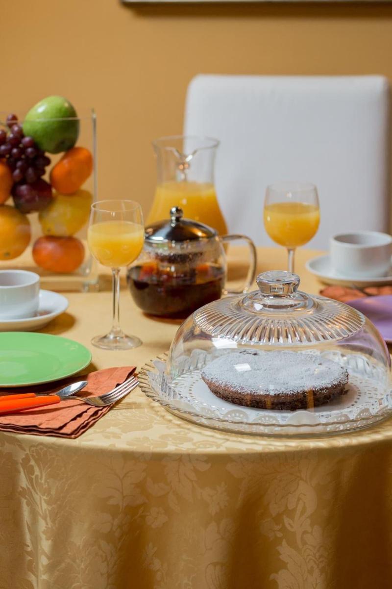 Piazza Nova Guest House image