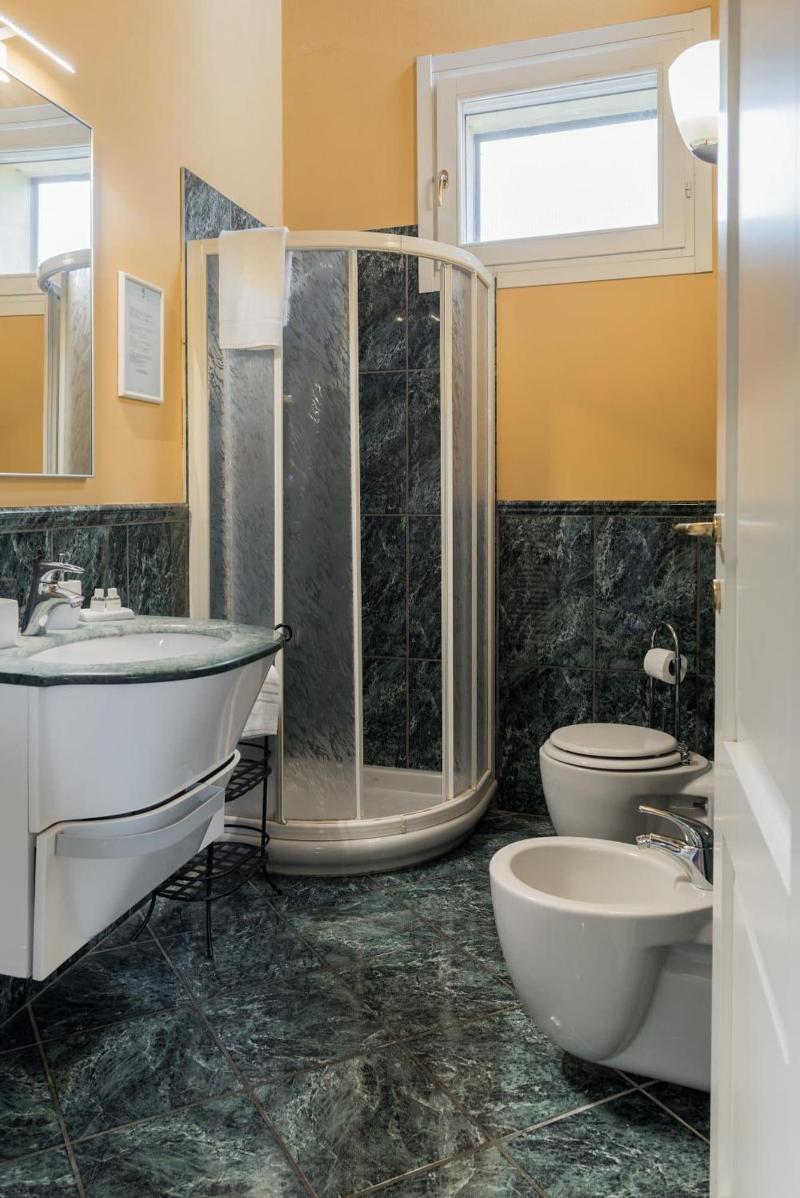 Piazza Nova Guest House image