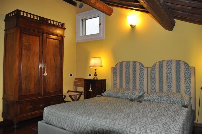 Piazza Nova Guest House image