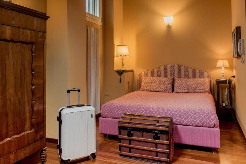 Piazza Nova Guest House image