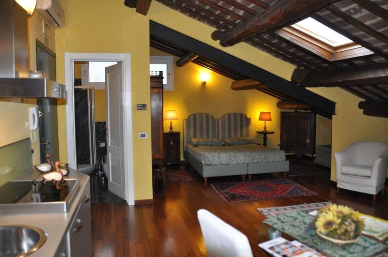 Piazza Nova Guest House image