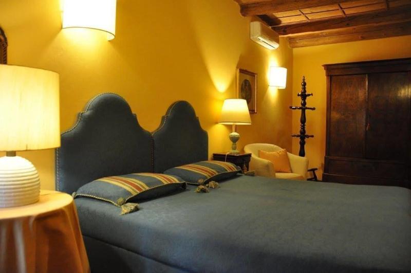 Piazza Nova Guest House image