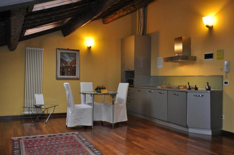 Piazza Nova Guest House image