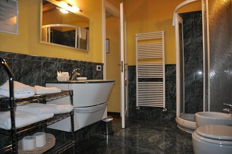 Piazza Nova Guest House image